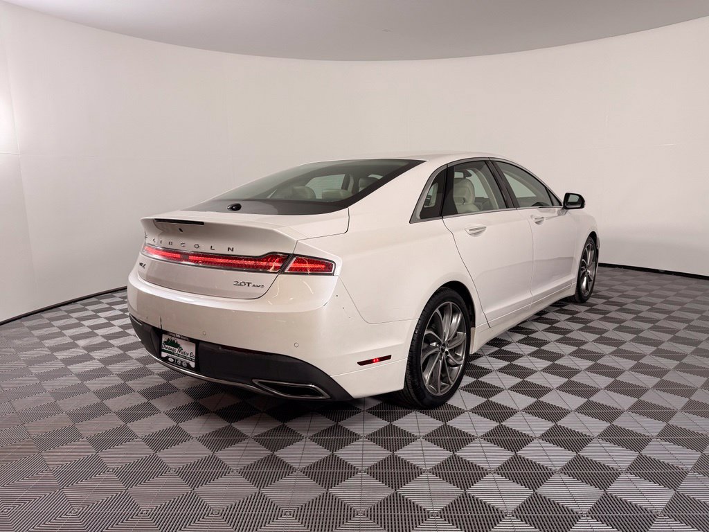 Used 2018 Lincoln MKZ Select w/ Select Plus Package AWD/4WD image 9