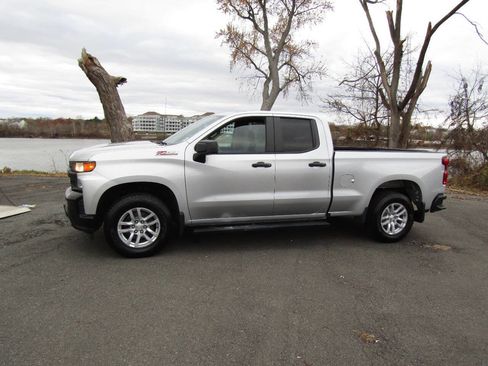 Used 2022 Chevrolet Silverado 1500 W/T w/ WT Value Package image 3