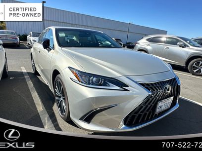 Used 2024 Lexus ES 300h w/ Premium Package