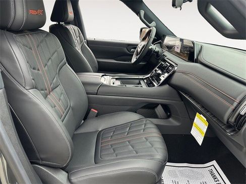 New 2025 Nissan Armada PRO-4X image 15