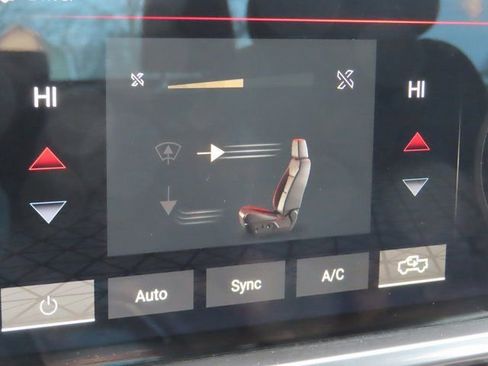 Used 2024 GMC Sierra 3500 SLE w/ SLE Convenience Package image 34