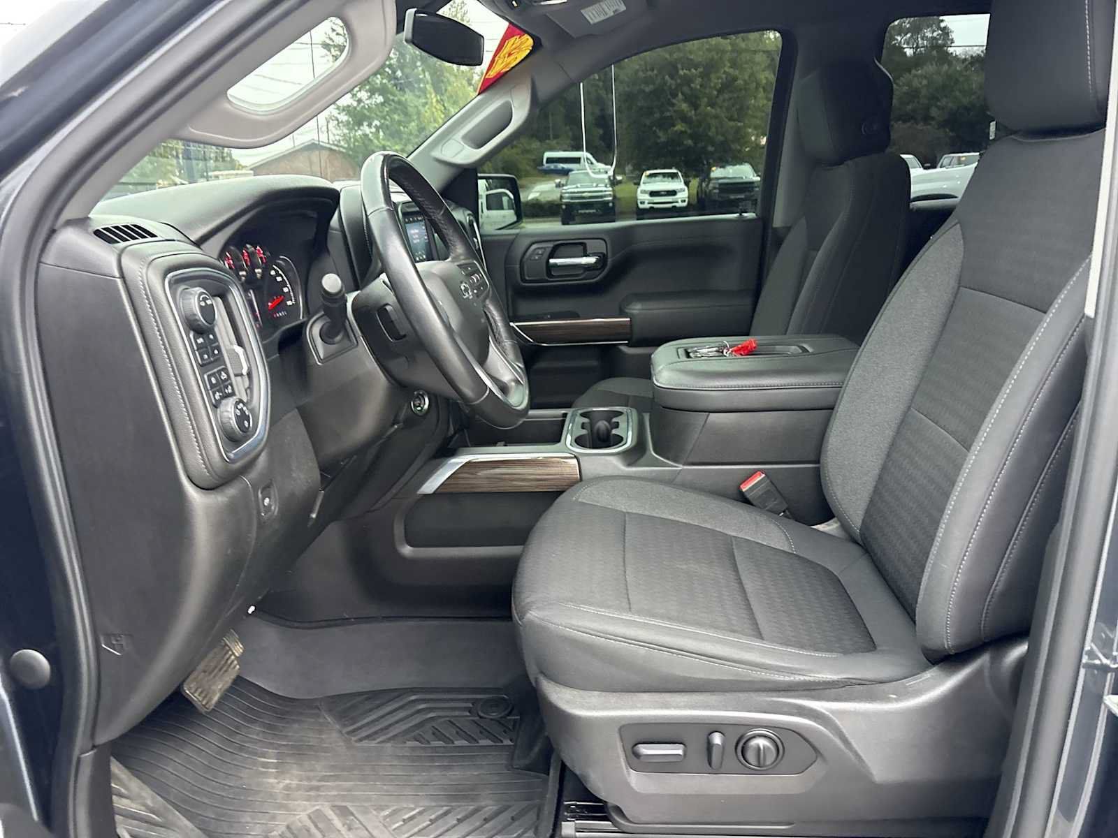 Used 2022 Chevrolet Silverado 1500 RST AWD/4WD image 18