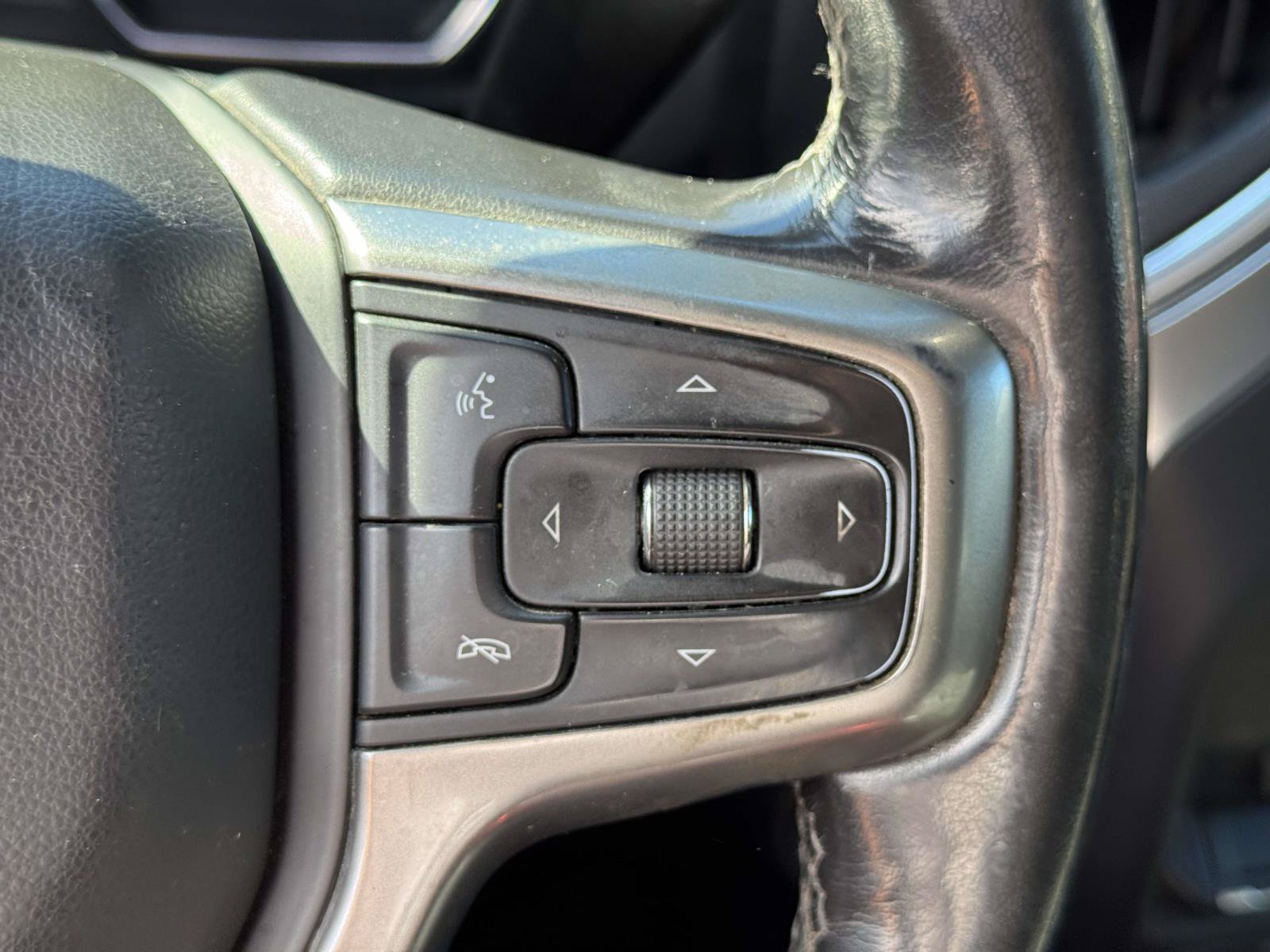 Used 2020 Chevrolet Silverado 1500 LT w/ All-Star Edition AWD/4WD image 18