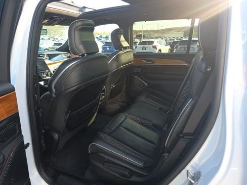 Used 2022 Jeep Grand Cherokee L Summit AWD/4WD image 36