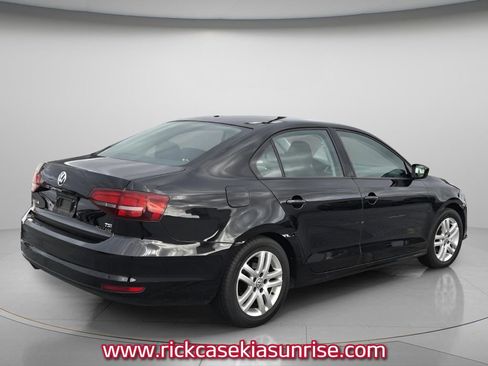 Used 2018 Volkswagen Jetta S image 5