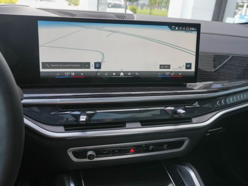 Certified 2025 BMW X6 xDrive40i w/ Climate Comfort Package image 20