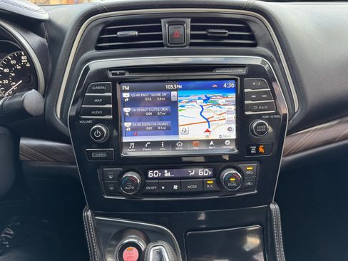 Used 2016 Nissan Maxima Platinum image 20