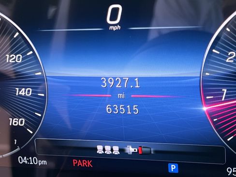 Used 2024 Mercedes-Benz GLE 450 4MATIC image 13