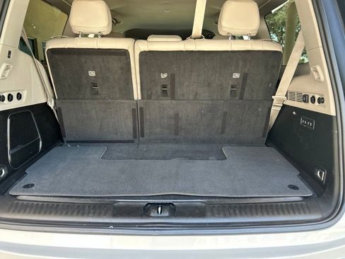 Used 2022 Jeep Wagoneer Series III RWD image 20