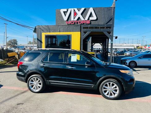 Used 2013 Ford Explorer XLT image 4