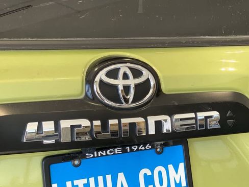Used 2022 Toyota 4Runner TRD Pro AWD/4WD image 11