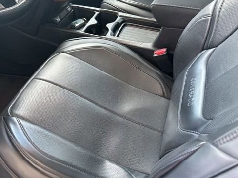 Used 2021 Honda CR-V EX image 9