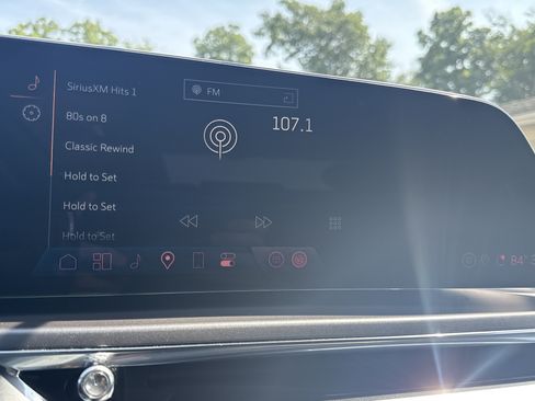Used 2024 Cadillac Lyriq Tech RWD image 17