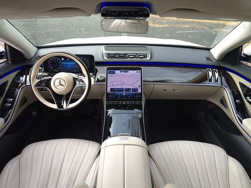 Used 2022 Mercedes-Benz S 500 4MATIC image 10