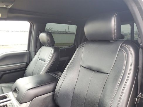 Used 2019 Ford F150 Lariat w/ Equipment Group 502A Luxury image 14