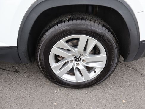 Used 2021 Volkswagen Atlas S image 41