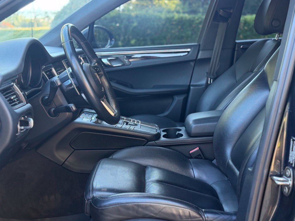 Used 2017 Porsche Macan S AWD/4WD image 10