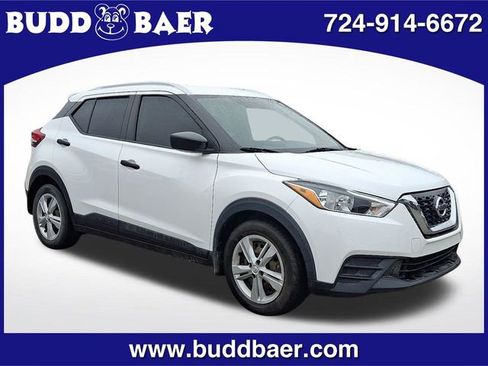 Used 2019 Nissan Kicks S image 1