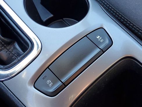 Used 2019 Chevrolet Cruze LT image 20