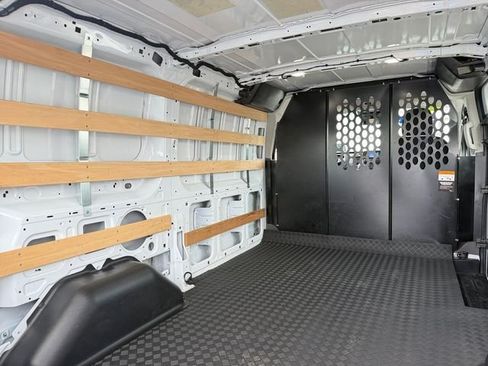 Used 2025 Ford Transit 250 Low Roof w/ Exterior Upgrade Package RWD image 11