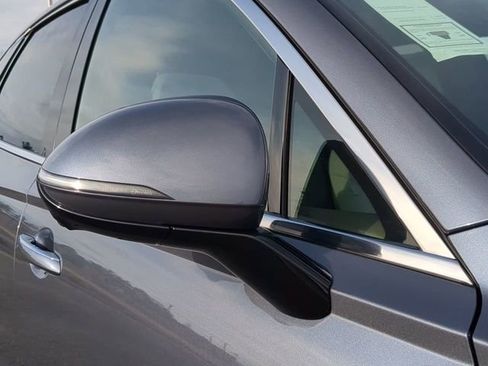 New 2026 Genesis GV70 2.5T Advanced image 11