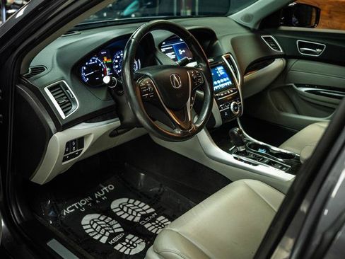 Used 2020 Acura TLX FWD image 8