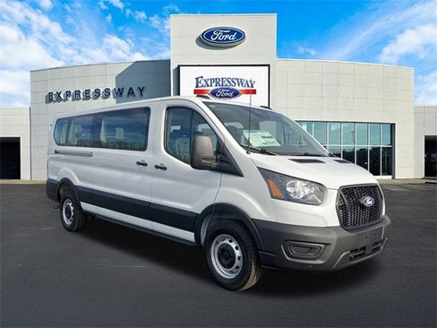 New 2026 Ford Transit 350 XL image 4
