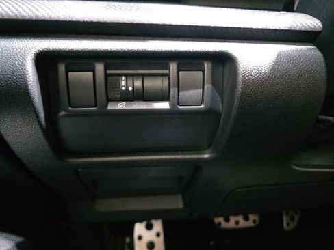Certified 2025 Subaru Crosstrek 2.5i Sport AWD/4WD image 18