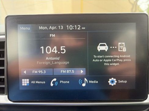 Certified 2025 Hyundai Venue SEL FWD image 15