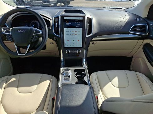 Used 2022 Ford Edge Titanium w/ Cargo Accessory Package image 15