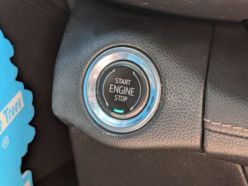 Used 2021 Buick Envision Essence w/ Sport Touring Package FWD image 26