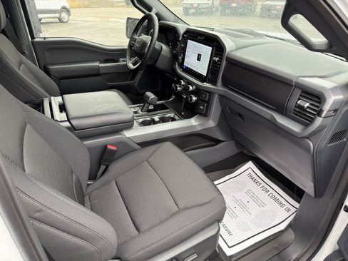 New 2025 Ford F150 XLT w/ Equipment Group 302A MID image 37