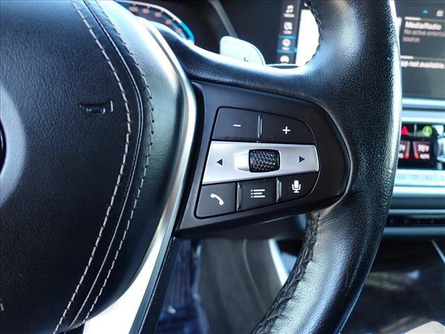 Used 2021 BMW X5 xDrive45e w/ Parking Assistance Package AWD/4WD image 18