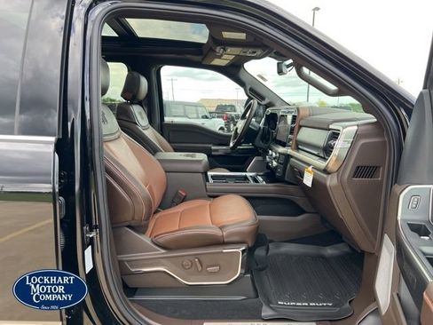 New 2026 Ford F350 King Ranch w/ Tremor Off-Road Package AWD/4WD image 21