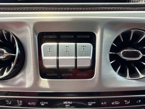 Used 2024 Mercedes-Benz G 63 AMG 4MATIC image 35
