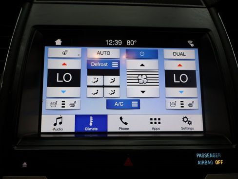 Used 2019 Ford Taurus Limited image 21