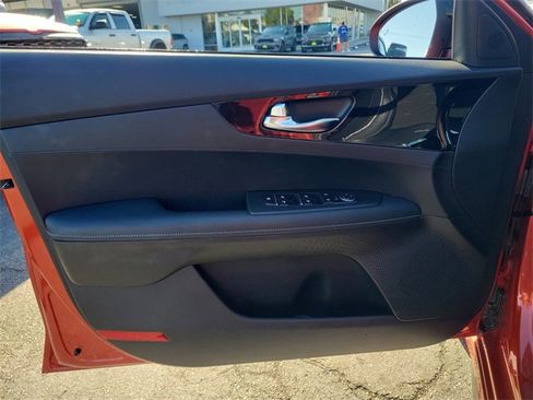 Used 2024 Kia Forte GT-Line image 18