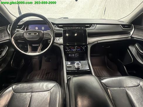 Used 2021 Jeep Grand Cherokee L Limited AWD/4WD image 6