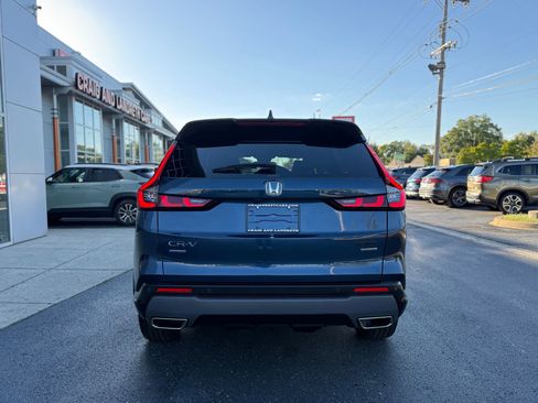 Used 2023 Honda CR-V Sport Touring image 7