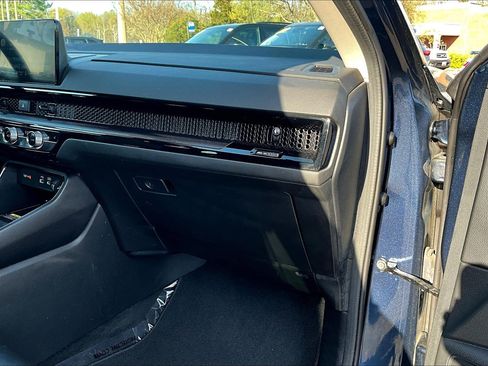 Used 2023 Honda CR-V EX-L image 16