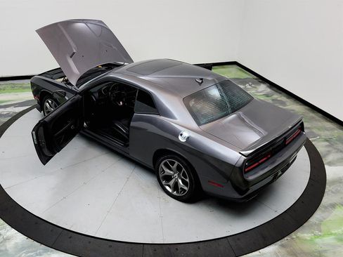 Used 2017 Dodge Challenger SXT Plus RWD image 20