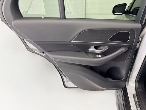 Certified 2025 Mercedes-Benz GLE 350 4MATIC image 25