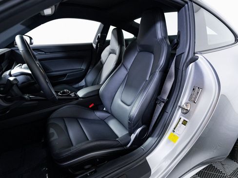 Used 2024 Porsche 911 Carrera T image 17