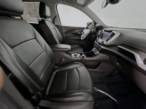 Used 2023 GMC Terrain SLT AWD/4WD image 31