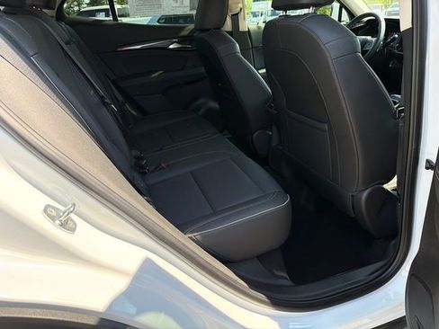Certified 2023 Buick Envision Essence FWD image 15
