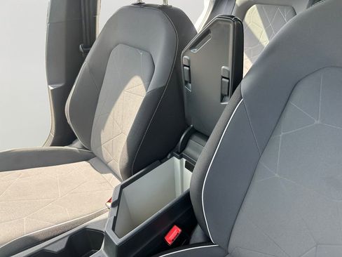 Used 2025 Volkswagen Jetta Sport FWD image 18