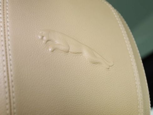 Used 2023 Jaguar F-PACE S image 15