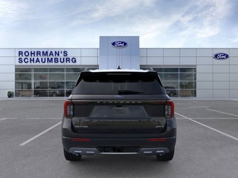New 2025 Ford Explorer Active w/ Active Comfort Package image 5