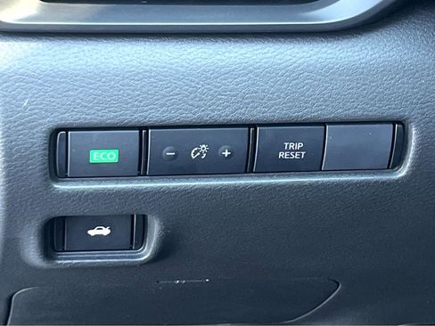 New 2025 Nissan Sentra S image 17