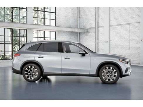 New 2025 Mercedes-Benz GLC 350e 4MATIC image 14